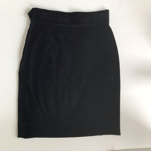 Moschino Black Velvet Mini Skirt - Picture 5 of 5